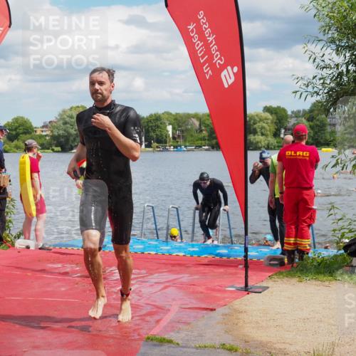 16.06.2024 - 7 Türme Triathlon KatJ http://msf.ph/oto/6318518 16.06.2024 11:55:55 Schwimmen 320, 329, 371, 372, 384, 396, 402, 430, 437, 443, 447, 454, 463, 485, 506, 514, 551, 599, 616 meine-sportfotos.de