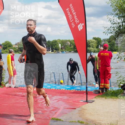 16.06.2024 - 7 Türme Triathlon KatJ http://msf.ph/oto/6318520 16.06.2024 11:55:55 Schwimmen 320, 329, 371, 372, 384, 396, 402, 430, 437, 443, 447, 454, 463, 485, 506, 514, 551, 599, 616 meine-sportfotos.de