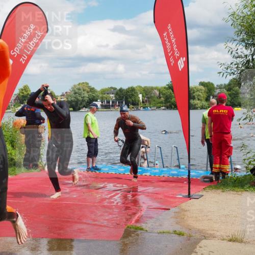 16.06.2024 - 7 Türme Triathlon KatJ http://msf.ph/oto/6318532 16.06.2024 11:55:58 Schwimmen 320, 329, 371, 372, 384, 396, 402, 430, 437, 443, 447, 454, 463, 485, 506, 551, 599, 616 meine-sportfotos.de