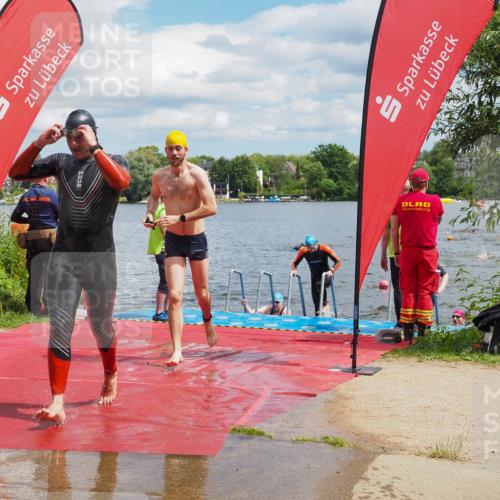 16.06.2024 - 7 Türme Triathlon KatJ http://msf.ph/oto/6318567 16.06.2024 11:56:01 Schwimmen 320, 329, 371, 372, 384, 396, 402, 430, 437, 443, 447, 454, 463, 485, 506, 551, 599, 616 meine-sportfotos.de