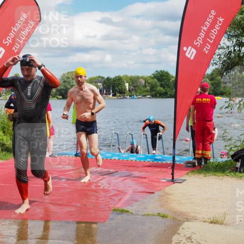 16.06.2024 - 7 Türme Triathlon KatJ http://msf.ph/oto/6318570 16.06.2024 11:56:01 Schwimmen 320, 329, 371, 372, 384, 396, 402, 430, 437, 443, 447, 454, 463, 485, 506, 551, 599, 616 meine-sportfotos.de