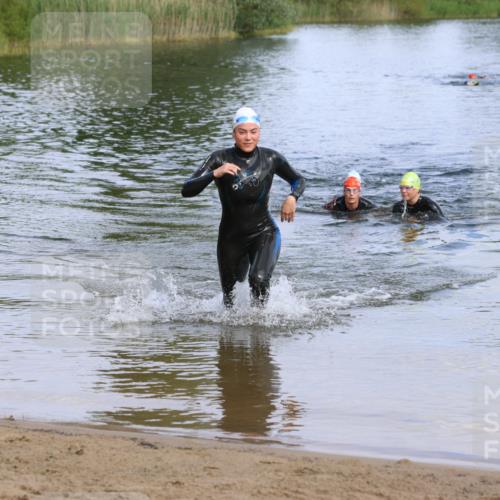 16.06.2024 - 26. Vierlanden-Triathlon Strokosch-Dieckow http://msf.ph/oto/6318614 16.06.2024 10:10:28 Schwimmen 193, 193 meine-sportfotos.de