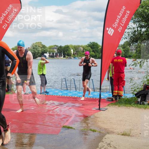 16.06.2024 - 7 Türme Triathlon KatJ http://msf.ph/oto/6318623 16.06.2024 11:56:07 Schwimmen 320, 329, 371, 384, 396, 402, 413, 430, 437, 454, 463, 485, 495, 551, 599, 616 meine-sportfotos.de
