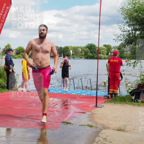 16.06.2024 - 7 Türme Triathlon KatJ http://msf.ph/oto/6318660 16.06.2024 11:56:17 Schwimmen 374, 382, 391, 396, 402, 404, 413, 437, 454, 481, 485, 495, 594, 599, 616 meine-sportfotos.de