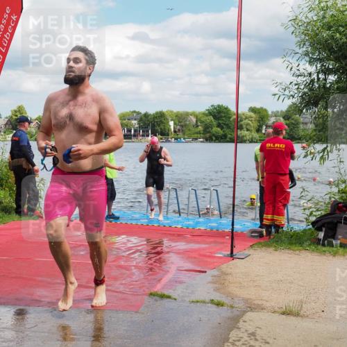 16.06.2024 - 7 Türme Triathlon KatJ http://msf.ph/oto/6318665 16.06.2024 11:56:17 Schwimmen 374, 382, 391, 396, 402, 404, 413, 437, 454, 481, 485, 495, 594, 599, 616 meine-sportfotos.de