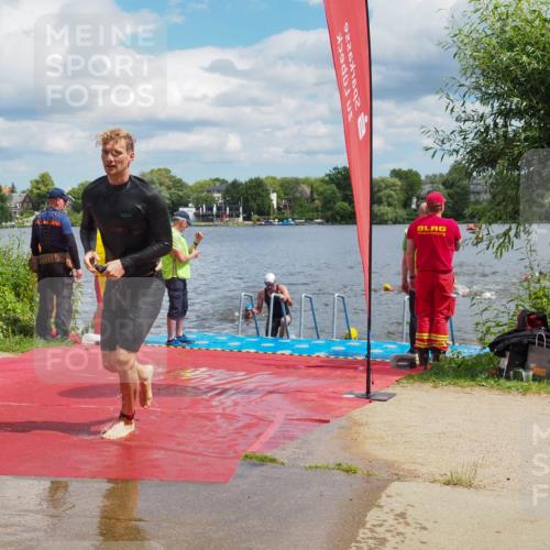 16.06.2024 - 7 Türme Triathlon KatJ http://msf.ph/oto/6318702 16.06.2024 11:56:24 Schwimmen 374, 382, 391, 396, 404, 410, 413, 481, 485, 495, 594, 599, 616 meine-sportfotos.de