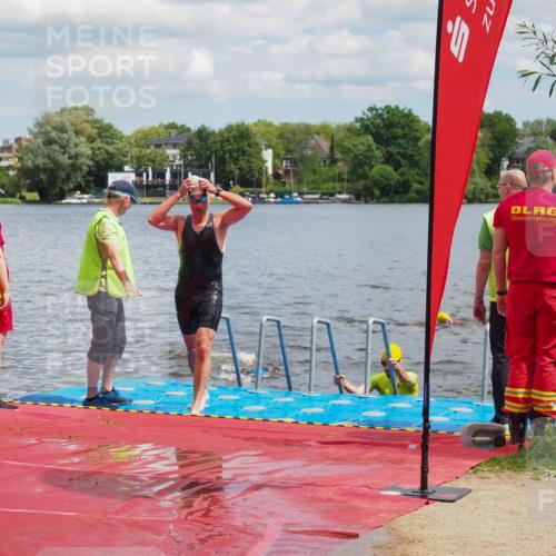 16.06.2024 - 7 Türme Triathlon KatJ http://msf.ph/oto/6318714 16.06.2024 11:56:27 Schwimmen 374, 382, 391, 396, 404, 410, 413, 481, 485, 495, 523, 535, 575, 594, 599, 616 meine-sportfotos.de