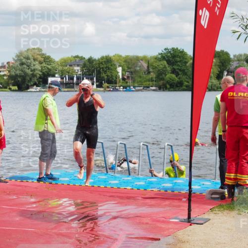 16.06.2024 - 7 Türme Triathlon KatJ http://msf.ph/oto/6318719 16.06.2024 11:56:27 Schwimmen 374, 382, 391, 396, 404, 410, 413, 481, 485, 495, 523, 535, 575, 594, 599, 616 meine-sportfotos.de