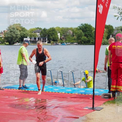 16.06.2024 - 7 Türme Triathlon KatJ http://msf.ph/oto/6318726 16.06.2024 11:56:27 Schwimmen 374, 382, 391, 396, 404, 410, 413, 481, 485, 495, 523, 535, 575, 594, 599, 616 meine-sportfotos.de