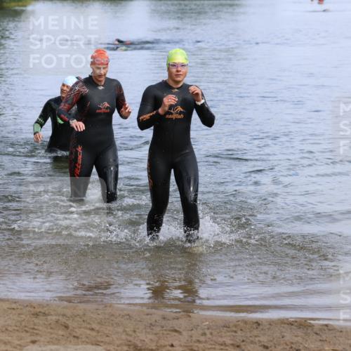 16.06.2024 - 26. Vierlanden-Triathlon Strokosch-Dieckow http://msf.ph/oto/6318761 16.06.2024 10:10:36 Schwimmen 193, 197, 198, 224, 193, 197, 198, 224 meine-sportfotos.de