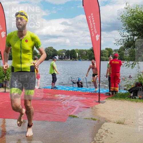 16.06.2024 - 7 Türme Triathlon KatJ http://msf.ph/oto/6318787 16.06.2024 11:56:35 Schwimmen 374, 382, 391, 404, 410, 413, 481, 495, 523, 535, 541, 548, 575, 594, 599 meine-sportfotos.de