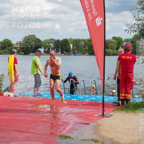 16.06.2024 - 7 Türme Triathlon KatJ http://msf.ph/oto/6318793 16.06.2024 11:56:36 Schwimmen 374, 382, 391, 404, 410, 413, 481, 495, 523, 535, 541, 548, 575, 594, 599 meine-sportfotos.de
