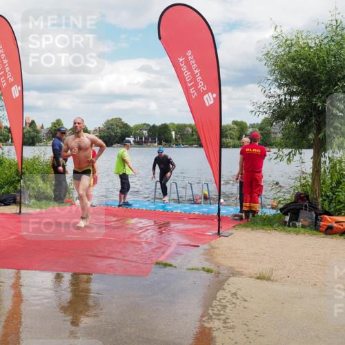 16.06.2024 - 7 Türme Triathlon KatJ http://msf.ph/oto/6318803 16.06.2024 11:56:38 Schwimmen 374, 382, 391, 404, 410, 413, 481, 495, 523, 535, 541, 548, 575, 594 meine-sportfotos.de