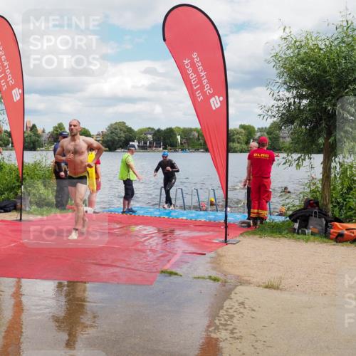 16.06.2024 - 7 Türme Triathlon KatJ http://msf.ph/oto/6318806 16.06.2024 11:56:38 Schwimmen 374, 382, 391, 404, 410, 413, 481, 495, 523, 535, 541, 548, 575, 594 meine-sportfotos.de