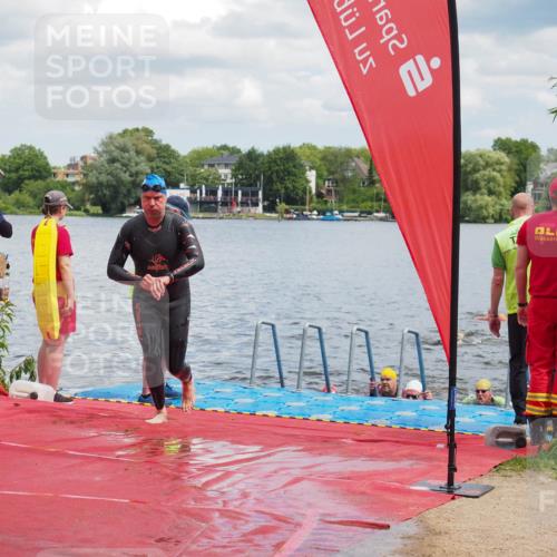 16.06.2024 - 7 Türme Triathlon KatJ http://msf.ph/oto/6318827 16.06.2024 11:56:41 Schwimmen 374, 382, 391, 404, 410, 413, 481, 495, 523, 535, 541, 548, 575, 594 meine-sportfotos.de