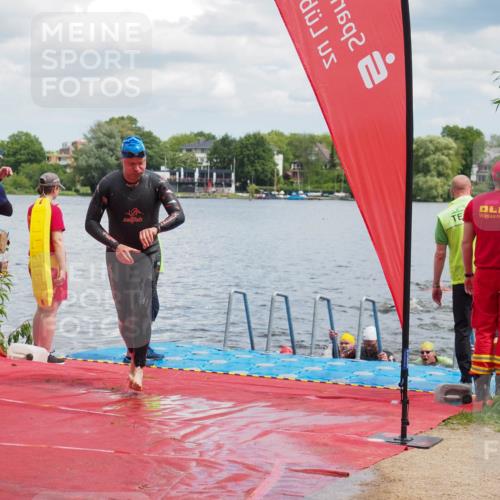 16.06.2024 - 7 Türme Triathlon KatJ http://msf.ph/oto/6318830 16.06.2024 11:56:42 Schwimmen 374, 382, 391, 404, 410, 413, 481, 495, 523, 535, 541, 548, 575, 594 meine-sportfotos.de