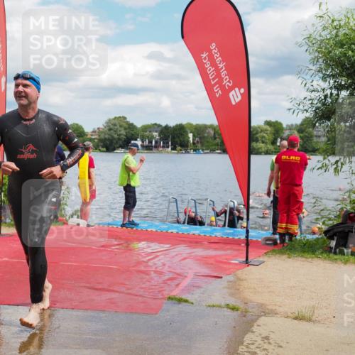 16.06.2024 - 7 Türme Triathlon KatJ http://msf.ph/oto/6318848 16.06.2024 11:56:43 Schwimmen 374, 382, 391, 404, 410, 413, 481, 495, 523, 535, 541, 548, 575, 594 meine-sportfotos.de