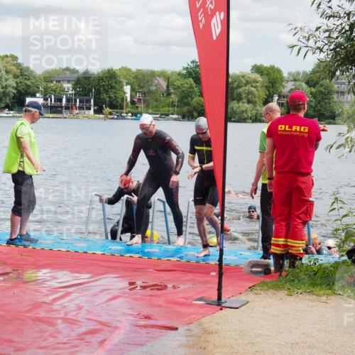 16.06.2024 - 7 Türme Triathlon KatJ http://msf.ph/oto/6318850 16.06.2024 11:56:46 Schwimmen 374, 382, 391, 404, 410, 413, 481, 495, 523, 535, 541, 548, 575, 594 meine-sportfotos.de
