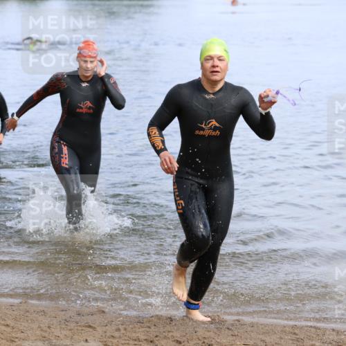 16.06.2024 - 26. Vierlanden-Triathlon Strokosch-Dieckow http://msf.ph/oto/6318866 16.06.2024 10:10:38 Schwimmen 193, 197, 198, 224, 193, 197, 198, 224 meine-sportfotos.de