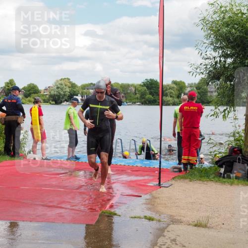 16.06.2024 - 7 Türme Triathlon KatJ http://msf.ph/oto/6318876 16.06.2024 11:56:49 Schwimmen 374, 382, 391, 404, 410, 413, 481, 495, 523, 535, 541, 548, 575, 594 meine-sportfotos.de