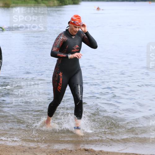 16.06.2024 - 26. Vierlanden-Triathlon Strokosch-Dieckow http://msf.ph/oto/6318877 16.06.2024 10:10:39 Schwimmen 193, 197, 198, 224, 193, 197, 198, 224 meine-sportfotos.de