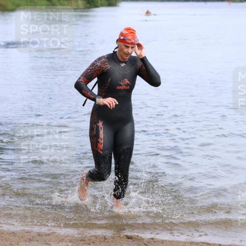 16.06.2024 - 26. Vierlanden-Triathlon Strokosch-Dieckow http://msf.ph/oto/6318886 16.06.2024 10:10:39 Schwimmen 193, 197, 198, 224, 193, 197, 198, 224 meine-sportfotos.de