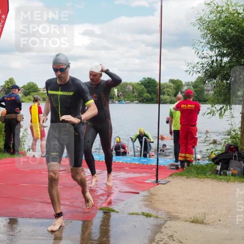 16.06.2024 - 7 Türme Triathlon KatJ http://msf.ph/oto/6318891 16.06.2024 11:56:50 Schwimmen 317, 374, 382, 391, 404, 410, 413, 481, 495, 523, 535, 541, 548, 575, 594 meine-sportfotos.de