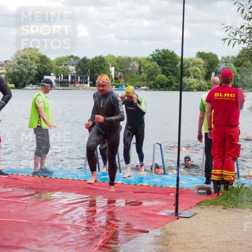 16.06.2024 - 7 Türme Triathlon KatJ http://msf.ph/oto/6318905 16.06.2024 11:56:52 Schwimmen 317, 374, 382, 391, 404, 410, 481, 495, 523, 535, 541, 548, 575, 594 meine-sportfotos.de
