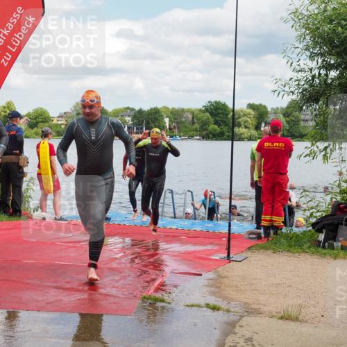 16.06.2024 - 7 Türme Triathlon KatJ http://msf.ph/oto/6318908 16.06.2024 11:56:53 Schwimmen 317, 374, 382, 391, 404, 410, 481, 495, 523, 535, 541, 548, 560, 575, 594 meine-sportfotos.de