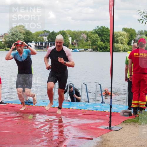 16.06.2024 - 7 Türme Triathlon KatJ http://msf.ph/oto/6318941 16.06.2024 11:56:58 Schwimmen 317, 344, 374, 382, 391, 404, 410, 481, 523, 535, 541, 548, 560, 575, 594 meine-sportfotos.de