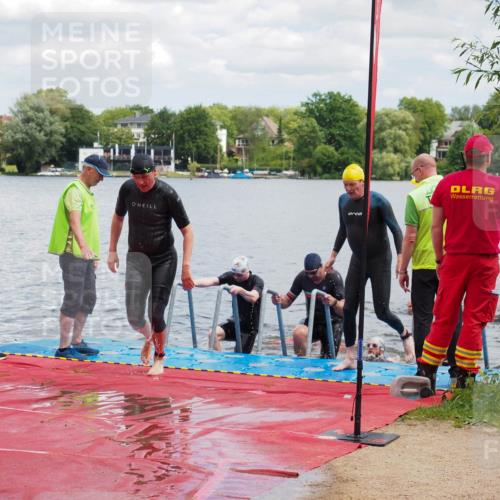 16.06.2024 - 7 Türme Triathlon KatJ http://msf.ph/oto/6318962 16.06.2024 11:57:02 Schwimmen 317, 344, 410, 523, 535, 541, 548, 560, 575 meine-sportfotos.de