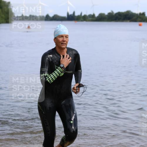16.06.2024 - 26. Vierlanden-Triathlon Strokosch-Dieckow http://msf.ph/oto/6318997 16.06.2024 10:10:44 Schwimmen 193, 197, 198, 224, 193, 197, 198, 224 meine-sportfotos.de