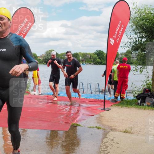 16.06.2024 - 7 Türme Triathlon KatJ http://msf.ph/oto/6319005 16.06.2024 11:57:06 Schwimmen 317, 344, 410, 475, 523, 535, 541, 548, 560, 575 meine-sportfotos.de
