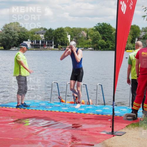 16.06.2024 - 7 Türme Triathlon KatJ http://msf.ph/oto/6319029 16.06.2024 11:57:11 Schwimmen 317, 344, 410, 475, 523, 535, 541, 548, 560, 575 meine-sportfotos.de