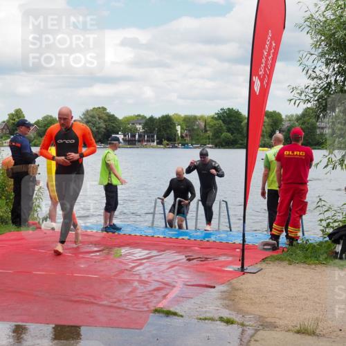16.06.2024 - 7 Türme Triathlon KatJ http://msf.ph/oto/6319087 16.06.2024 11:57:19 Schwimmen 317, 344, 407, 475, 549, 560 meine-sportfotos.de
