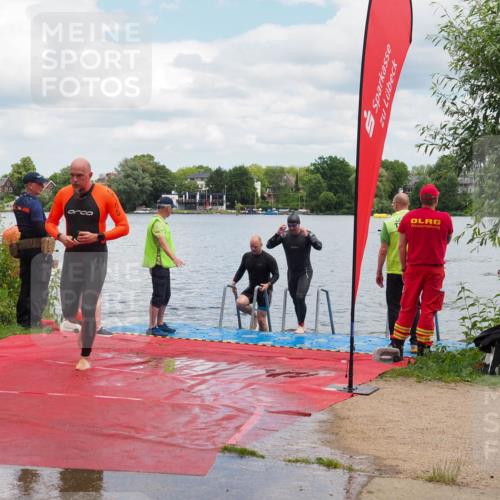 16.06.2024 - 7 Türme Triathlon KatJ http://msf.ph/oto/6319090 16.06.2024 11:57:20 Schwimmen 317, 344, 407, 475, 549, 560 meine-sportfotos.de