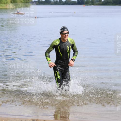 16.06.2024 - 26. Vierlanden-Triathlon Strokosch-Dieckow http://msf.ph/oto/6319147 16.06.2024 10:11:22 Schwimmen 213, 213 meine-sportfotos.de