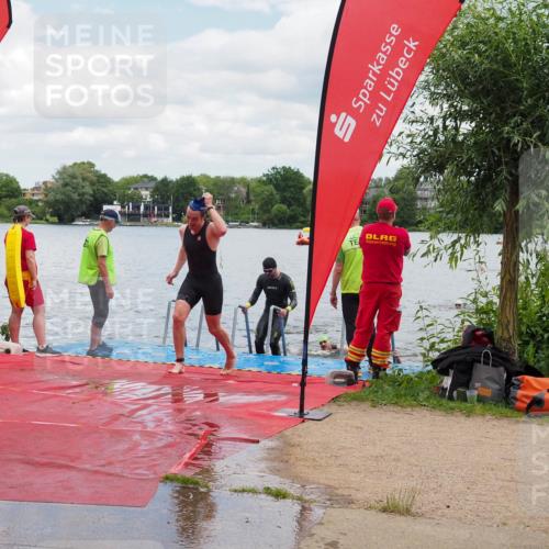 16.06.2024 - 7 Türme Triathlon KatJ http://msf.ph/oto/6319152 16.06.2024 11:57:51 Schwimmen 375, 377, 407, 455, 475, 525, 549, 590 meine-sportfotos.de