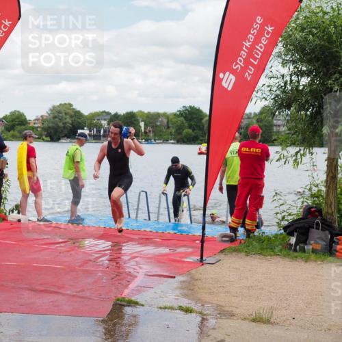 16.06.2024 - 7 Türme Triathlon KatJ http://msf.ph/oto/6319157 16.06.2024 11:57:51 Schwimmen 375, 377, 407, 455, 475, 525, 549, 590 meine-sportfotos.de
