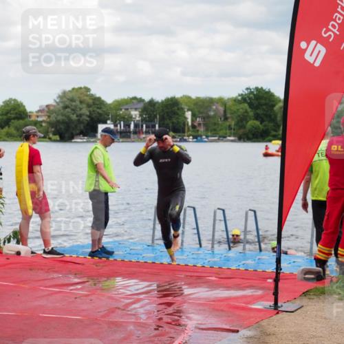16.06.2024 - 7 Türme Triathlon KatJ http://msf.ph/oto/6319164 16.06.2024 11:57:53 Schwimmen 375, 377, 407, 455, 475, 525, 549, 590 meine-sportfotos.de