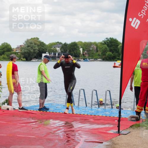 16.06.2024 - 7 Türme Triathlon KatJ http://msf.ph/oto/6319167 16.06.2024 11:57:53 Schwimmen 375, 377, 407, 455, 475, 525, 549, 590 meine-sportfotos.de