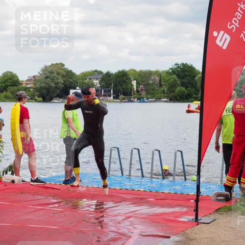 16.06.2024 - 7 Türme Triathlon KatJ http://msf.ph/oto/6319173 16.06.2024 11:57:54 Schwimmen 375, 377, 407, 455, 525, 549, 590 meine-sportfotos.de