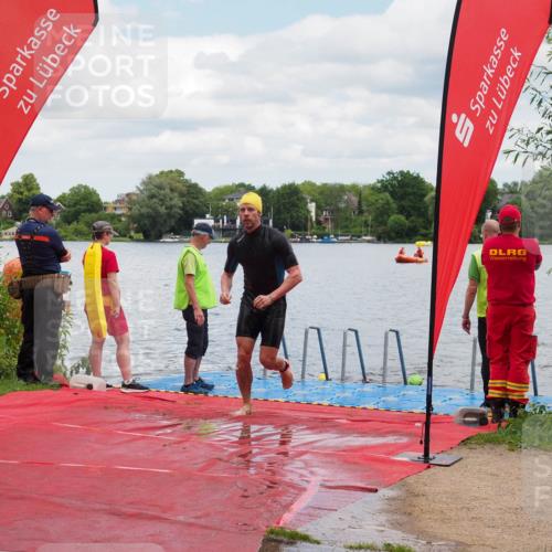 16.06.2024 - 7 Türme Triathlon KatJ http://msf.ph/oto/6319184 16.06.2024 11:57:56 Schwimmen 375, 377, 407, 455, 525, 549, 590 meine-sportfotos.de