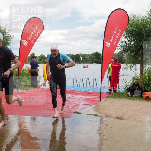 16.06.2024 - 7 Türme Triathlon KatJ http://msf.ph/oto/6319275 16.06.2024 11:58:19 Schwimmen 375, 455, 545, 590 meine-sportfotos.de