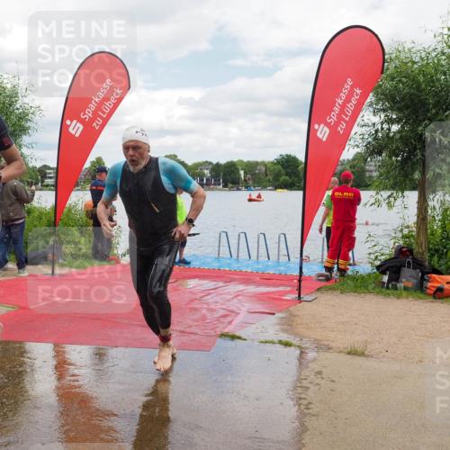 16.06.2024 - 7 Türme Triathlon KatJ http://msf.ph/oto/6319280 16.06.2024 11:58:19 Schwimmen 375, 455, 545, 590 meine-sportfotos.de