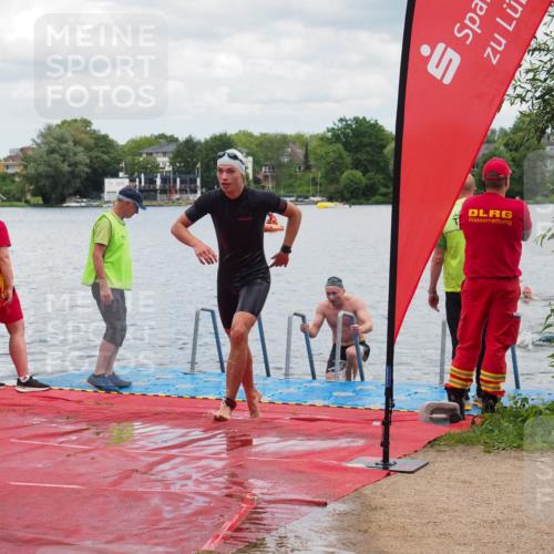 16.06.2024 - 7 Türme Triathlon KatJ http://msf.ph/oto/6319301 16.06.2024 11:58:28 Schwimmen 409, 455, 466, 545, 590 meine-sportfotos.de