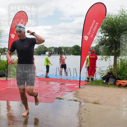 16.06.2024 - 7 Türme Triathlon KatJ http://msf.ph/oto/6319325 16.06.2024 11:58:30 Schwimmen 409, 455, 466, 545, 590 meine-sportfotos.de