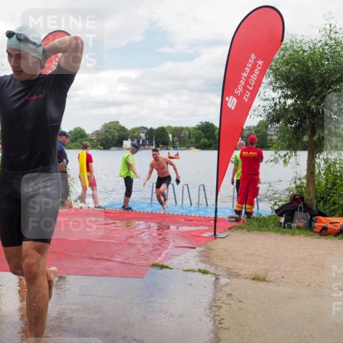 16.06.2024 - 7 Türme Triathlon KatJ http://msf.ph/oto/6319329 16.06.2024 11:58:30 Schwimmen 409, 455, 466, 545, 590 meine-sportfotos.de