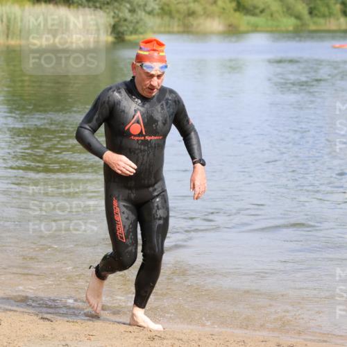 16.06.2024 - 26. Vierlanden-Triathlon Strokosch-Dieckow http://msf.ph/oto/6319372 16.06.2024 10:11:33 Schwimmen 200, 213, 200, 213 meine-sportfotos.de