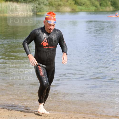 16.06.2024 - 26. Vierlanden-Triathlon Strokosch-Dieckow http://msf.ph/oto/6319388 16.06.2024 10:11:33 Schwimmen 200, 213, 200, 213 meine-sportfotos.de